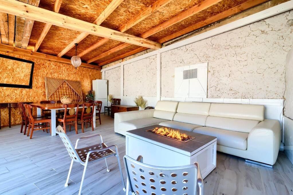 Cueva Con Jacuzzi A 20 Minutos De Valencia Villa Benaguacil Ngoại thất bức ảnh