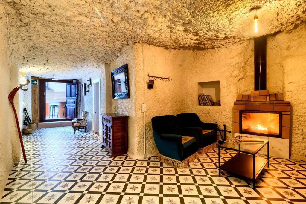 Cueva Con Jacuzzi A 20 Minutos De Valencia Villa Benaguacil Ngoại thất bức ảnh