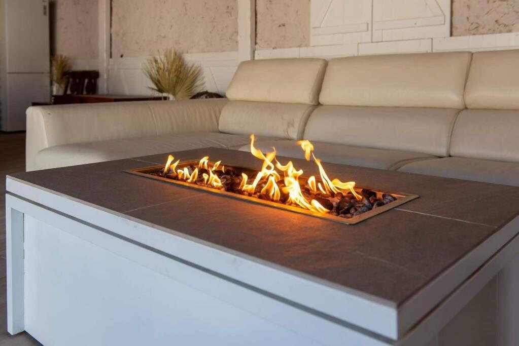 Cueva Con Jacuzzi A 20 Minutos De Valencia Villa Benaguacil Ngoại thất bức ảnh